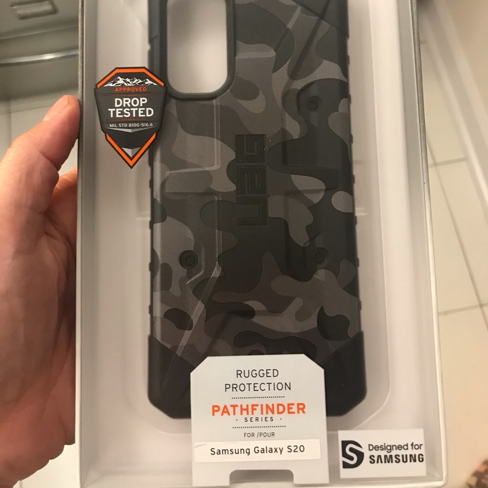 Galaxy S20 Midnight Camo Case UAG Series